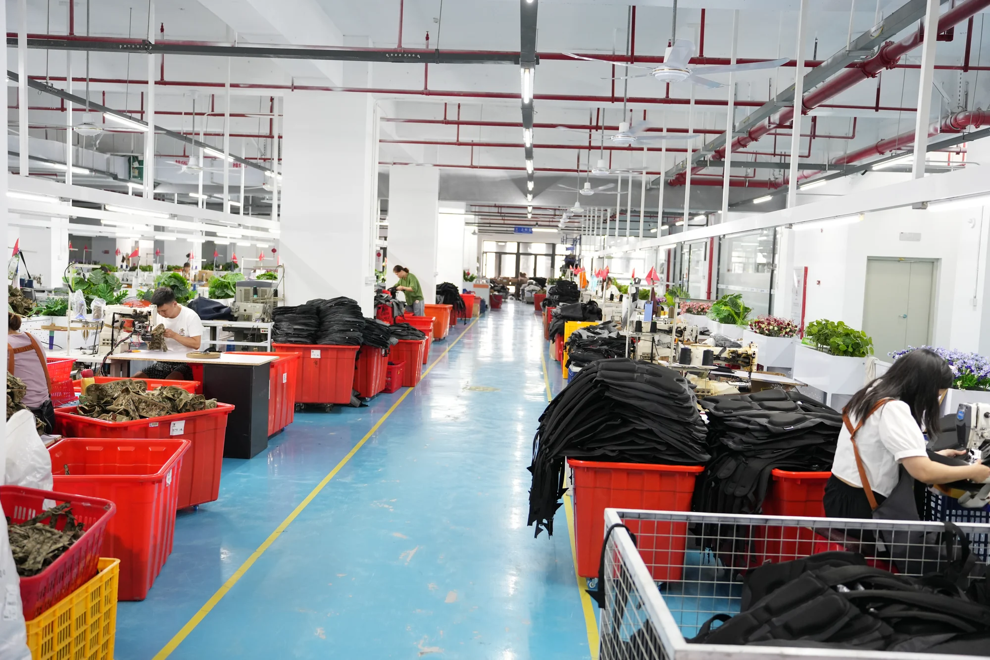 Production workshop: Bag production in progress